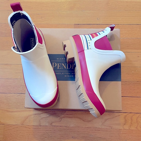 PENDLETON Heritage Chelsea II Rain Boots - Women’s Size 7 & 8 - White - New - Picture 2 of 7